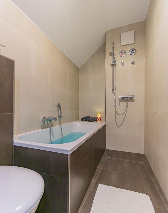 Altstadtapartment, 80 Qm,2 Schlafzimmer,Parkplatz,Netflix Chociebuż Zewnętrze zdjęcie